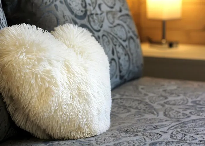 Connemara Luxury Log Out *