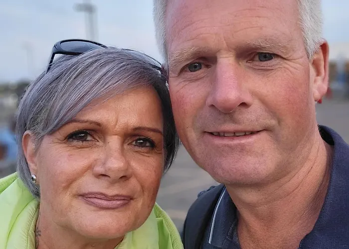 Semesterbostad Connemara Luxury Log Out